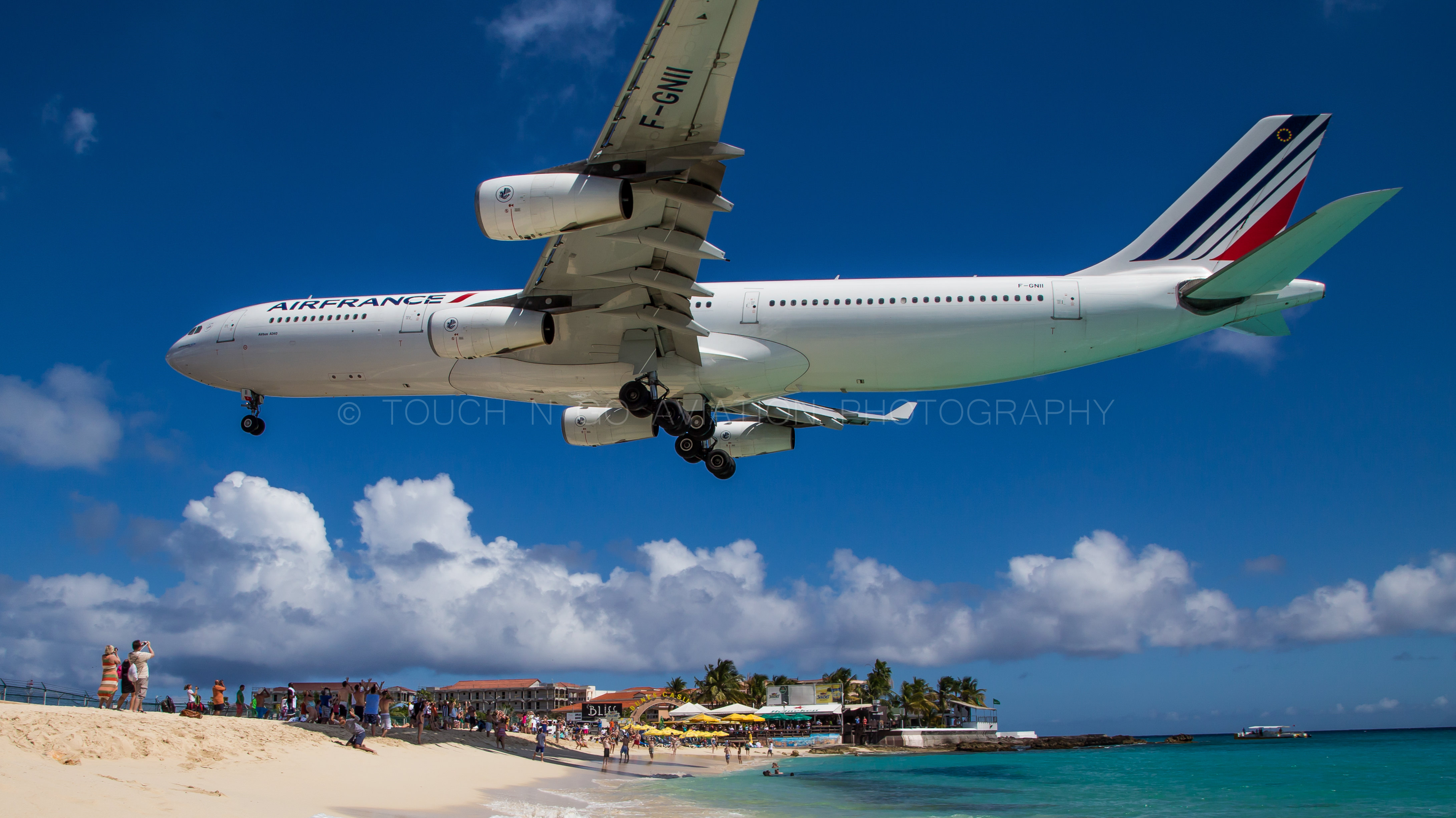 Air France passing over Maho Beach for arrival into SXM.