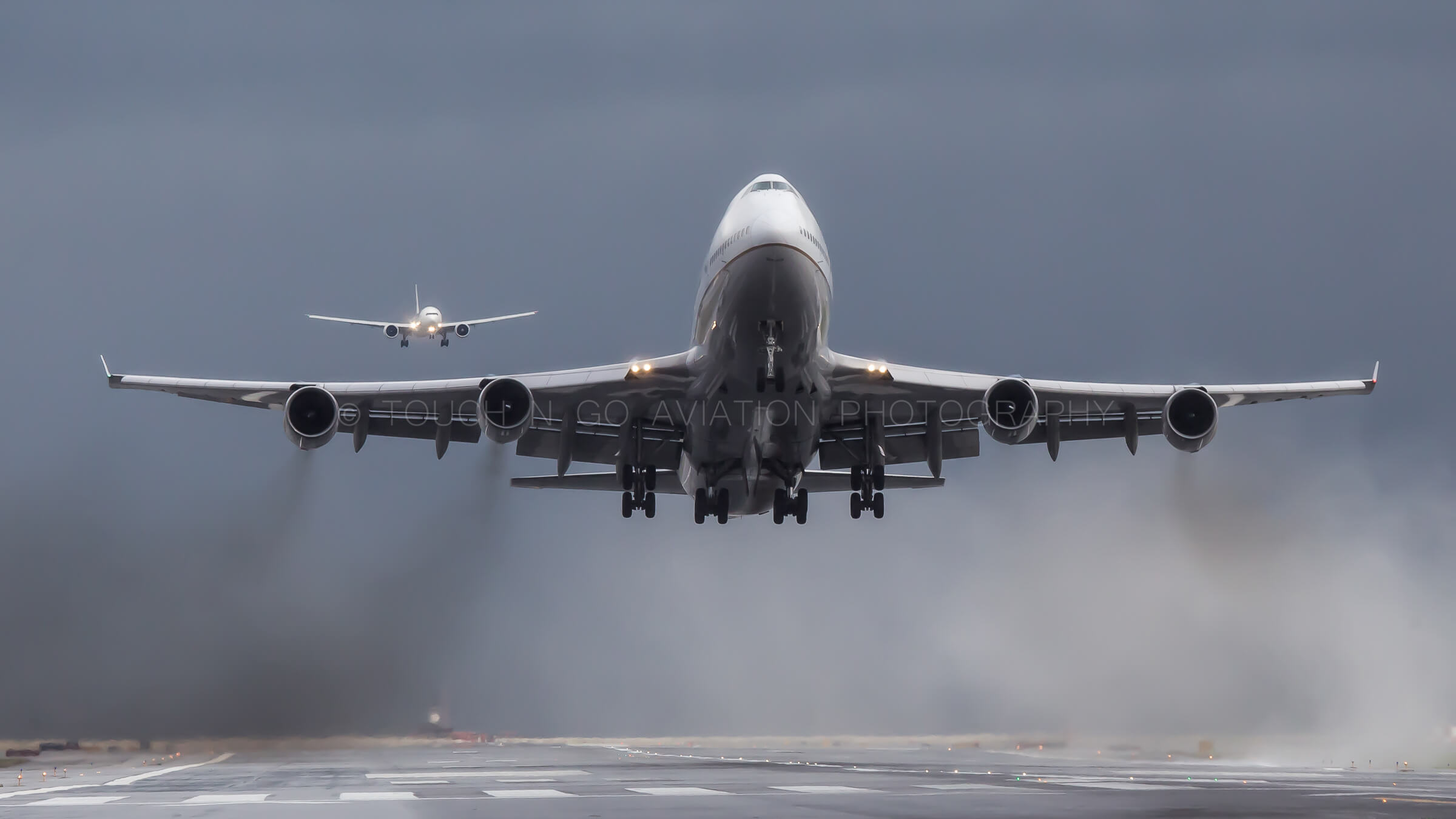 Endeavor piggybacking on SSCA for it's ride to LAX.