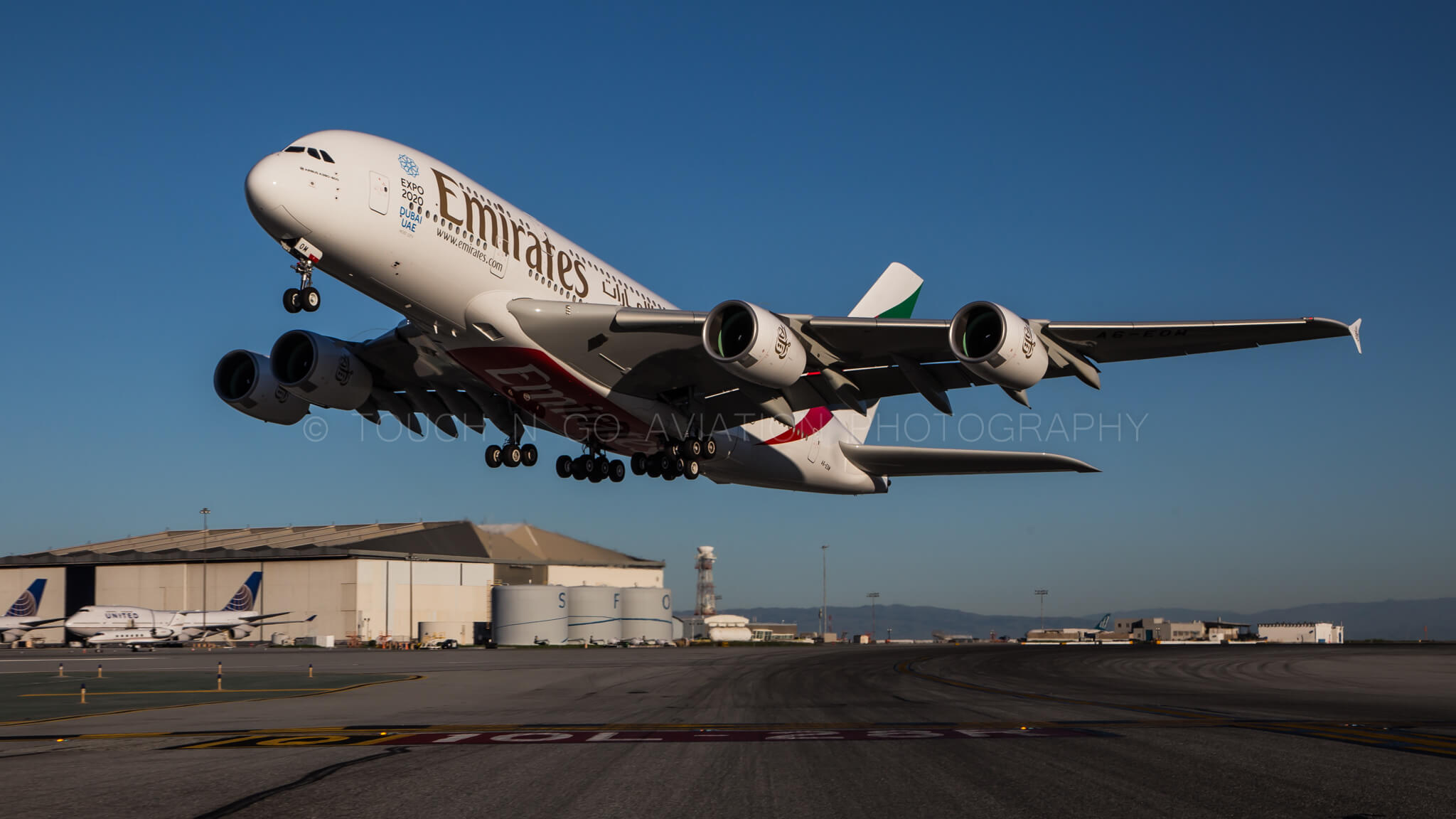 Endeavor piggybacking on SSCA for it's ride to LAX.