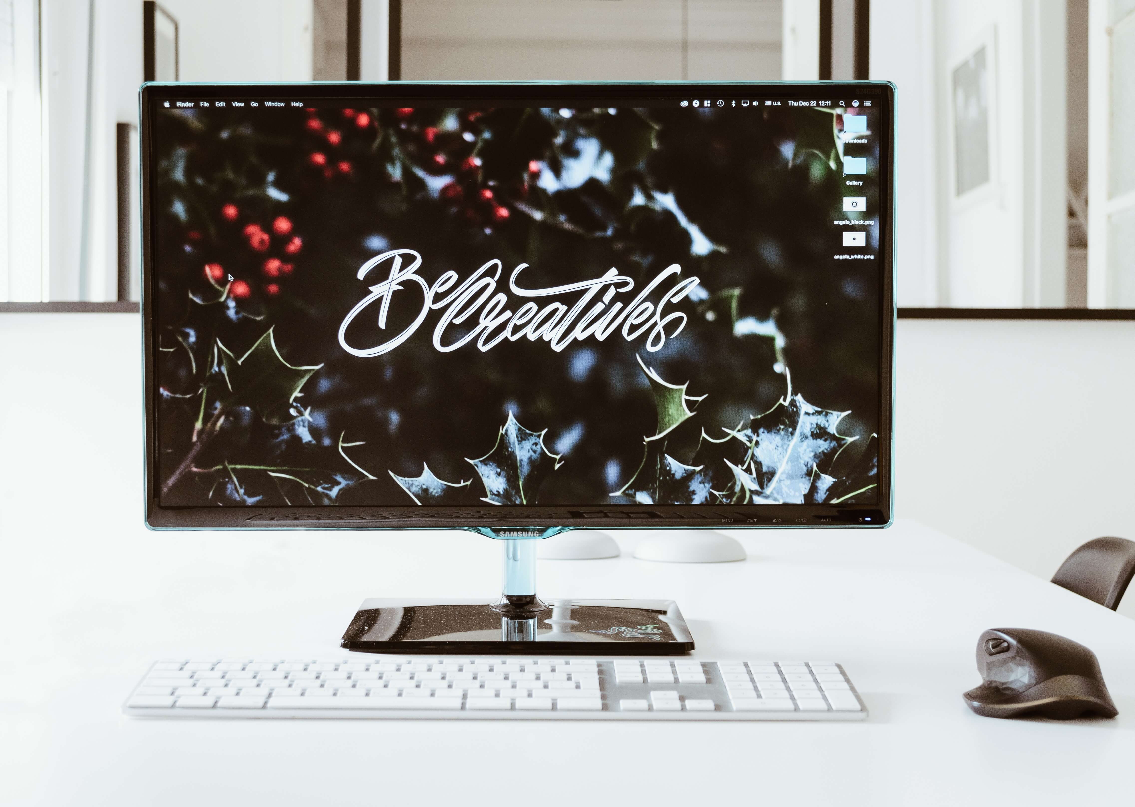 pretty message on computer monitor